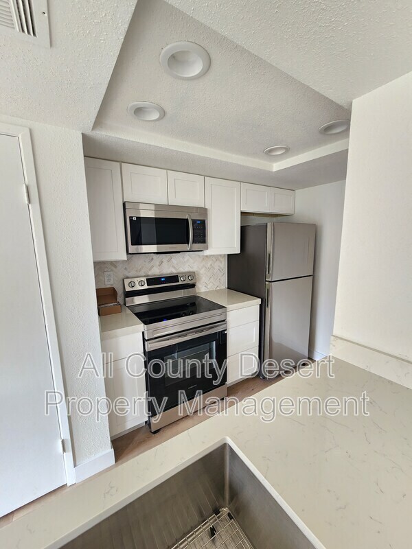 Building Photo - 72666 Bursera Way