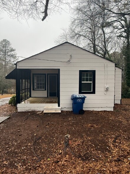 Building Photo - 1687 Beechwood Blvd SW