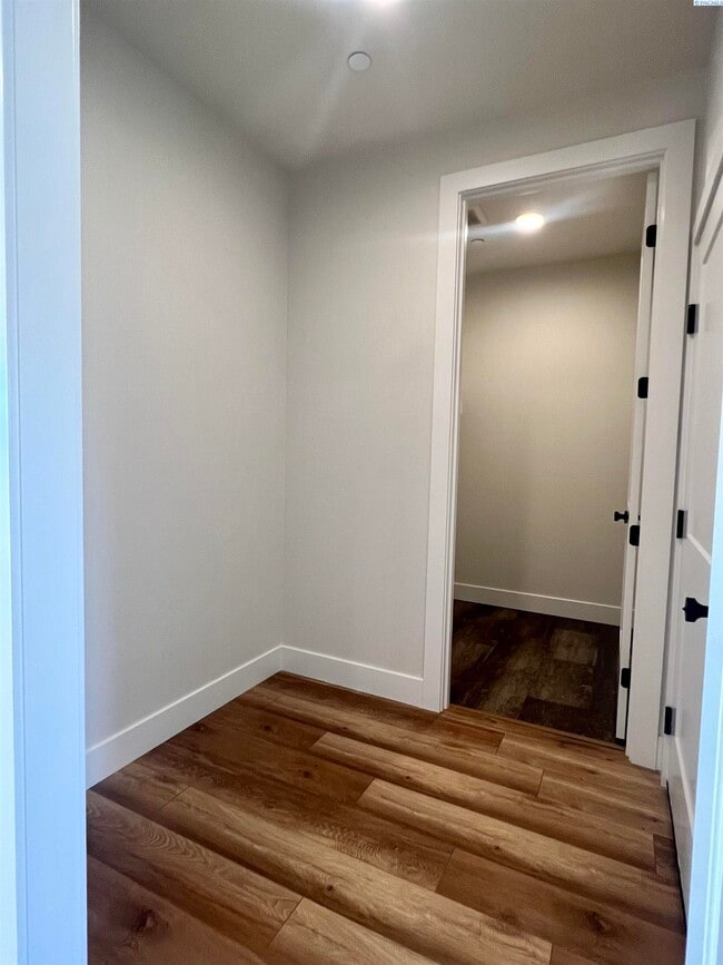 Building Photo - FOR RENT West Village Rambler with RV Bay