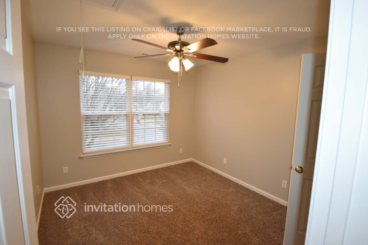 Building Photo - 1206 Bethpage Dr