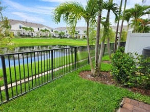 Building Photo - 880 NW 3rd Way