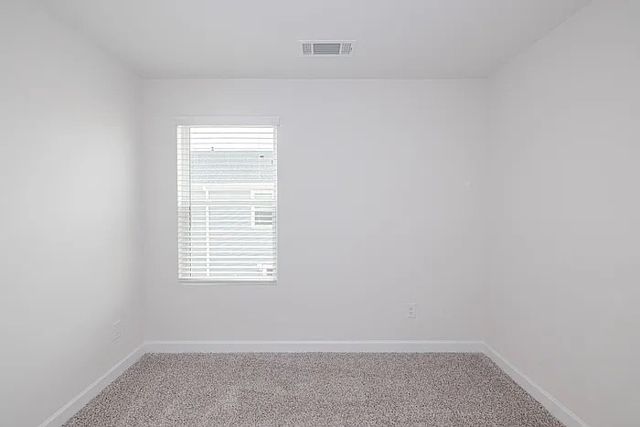 Building Photo - Room in Townhome on Bryce Ave