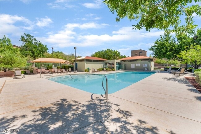 Building Photo - 10529 Headwind Ave