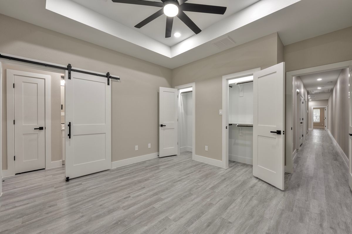 Building Photo - 7811 Sandra St