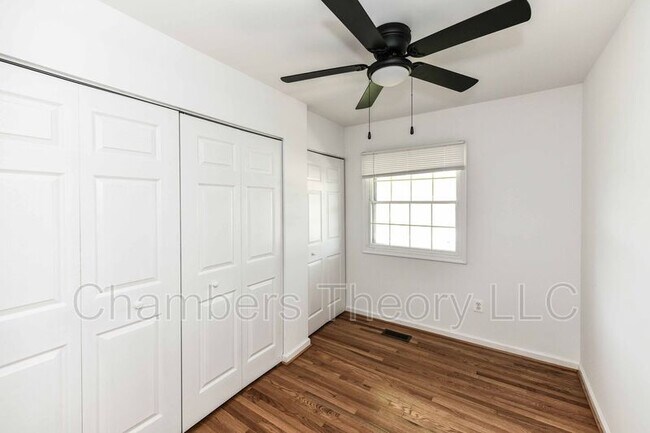 Building Photo - 1020 S Hoga Rd