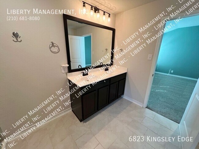 Building Photo - 6823 Kingsley Edge