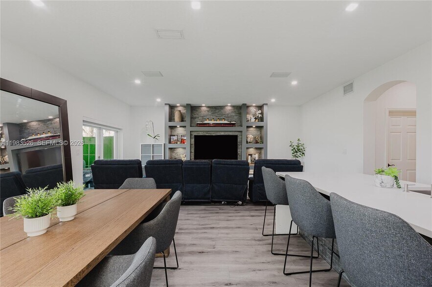 Building Photo - 12735 SW 49th Ct