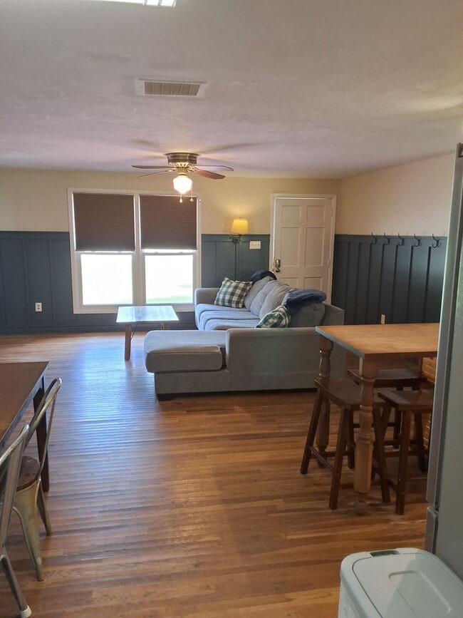 Building Photo - Furnished or Unfurnished home in Beaufort