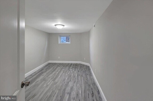 Building Photo - 1523 Beaver Heights Ln