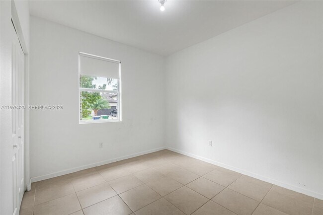 Building Photo - 11863 SW 253rd Terrace