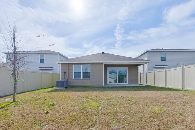 Building Photo - 4455 SW 85 Ln