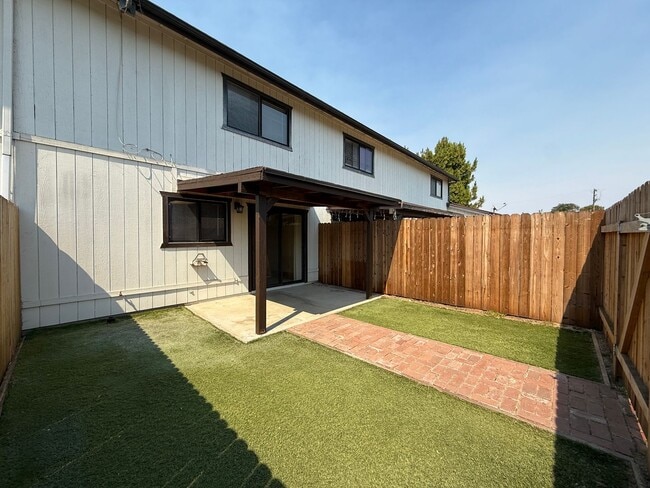 Building Photo - Old Orcutt Two Story Condo with One Car Ga...