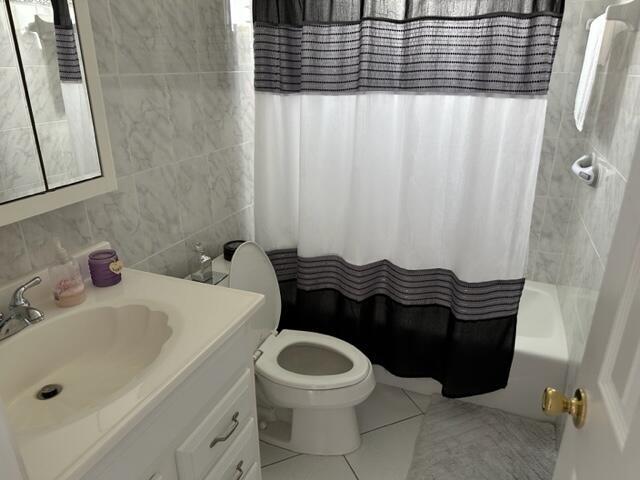 Building Photo - 6813 Moonlit Dr