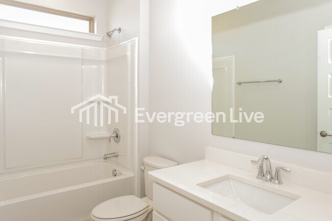 Building Photo - 101 Ashby Pond Dr