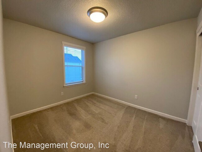 Building Photo - 3 br, 2.5 bath House - 5613 NE 58th Way