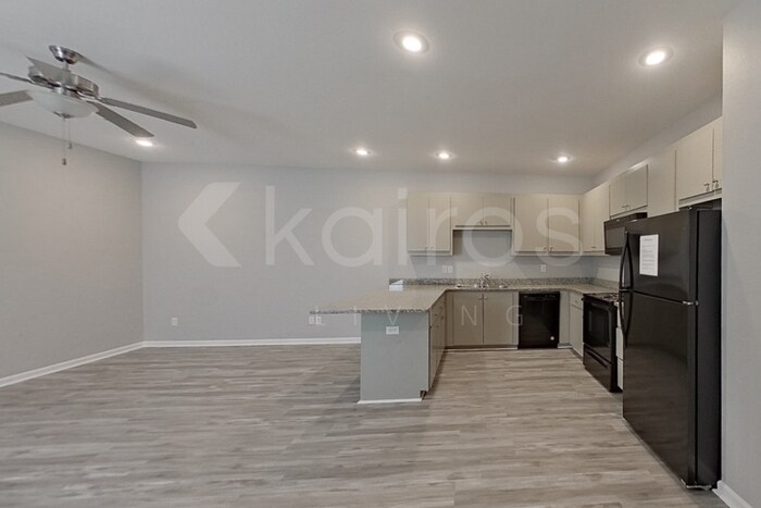 Building Photo - 2009 Wilson Rd