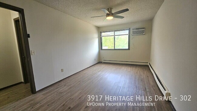 Building Photo - 3917 Heritage Hills Dr