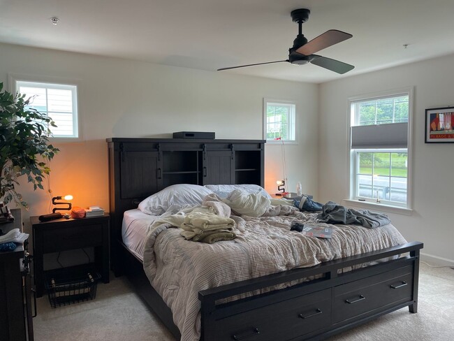 Building Photo - Luxury New Construction Townhome in Lime S...