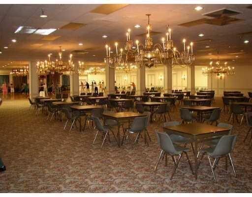 Building Photo - 101 Waterford D