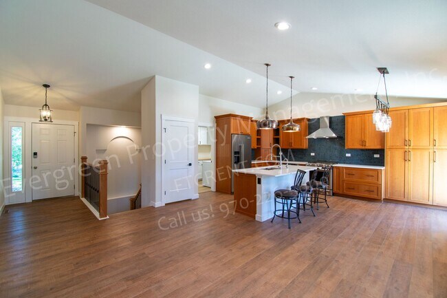Building Photo - Beautiful 4-Bedroom Home in Southeast Fort Collins!