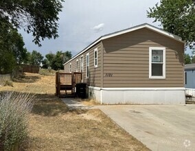 Building Photo - 3 bedroom, 2 bath Mobile Home