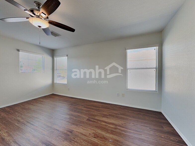 Building Photo - 6830 Shallow River Ct