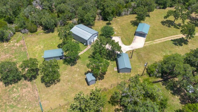 Building Photo - 1072 Papenberg Rd