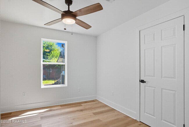 Building Photo - 514 Voorhies St