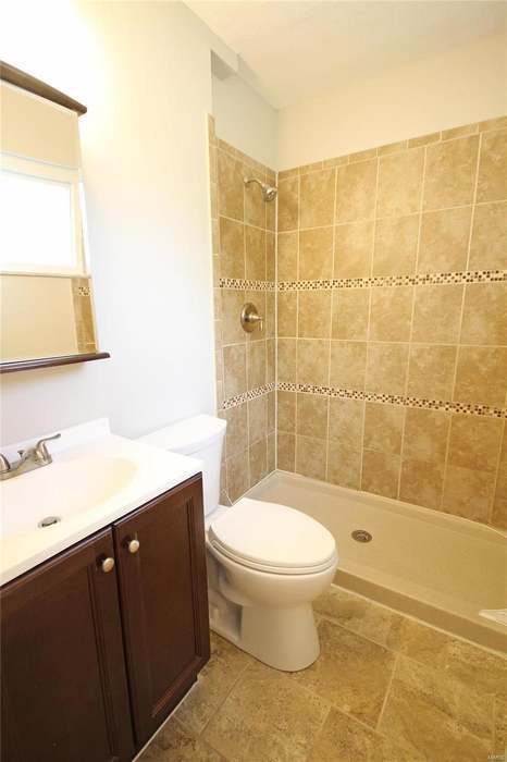 Building Photo - 8801 Chisholm Ct