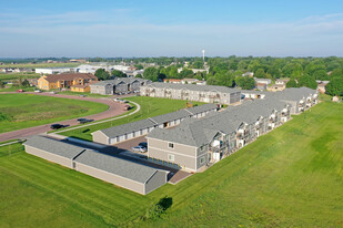 Aerial - Edgewood Apartments