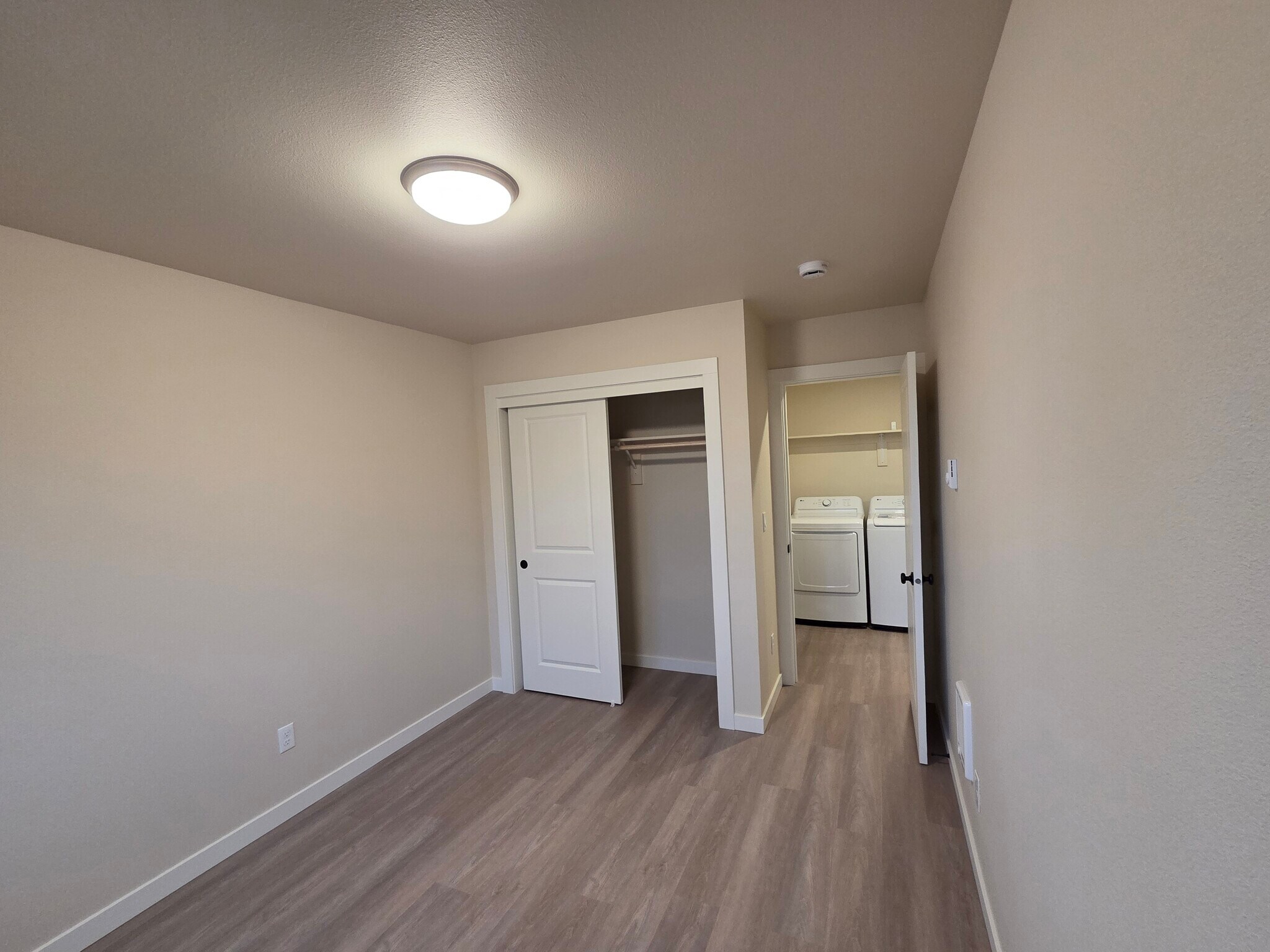 Building Photo - 141 Section St