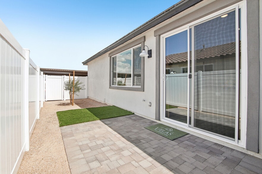 Building Photo - Villas Litchfield Park