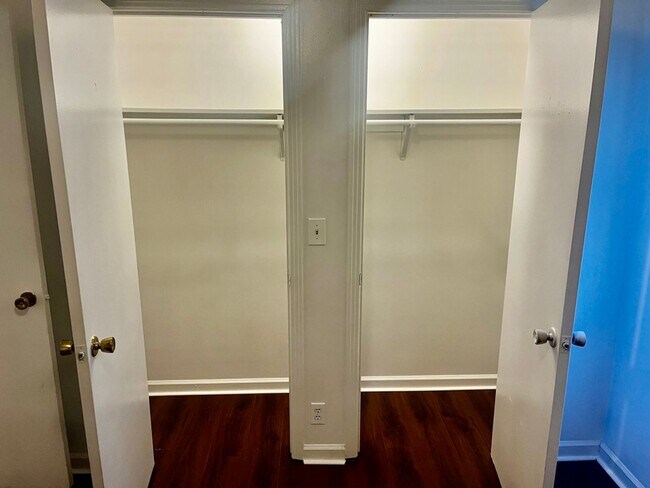 Building Photo - 1021-1023 Wesleyville St