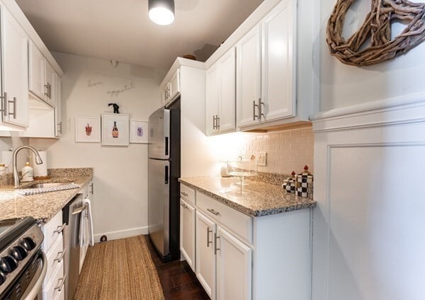 Building Photo - 16 Balmoral St