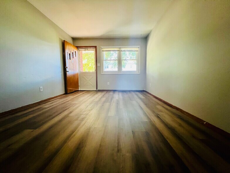 Living room - 238 Palmer Dr