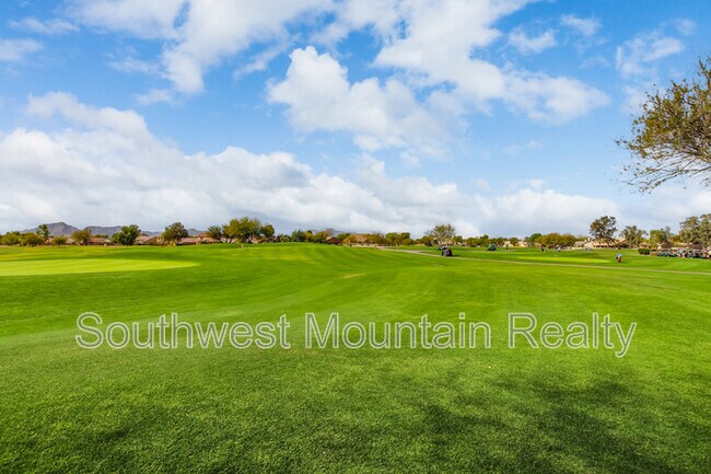 Building Photo - 21486 Via Del Oro