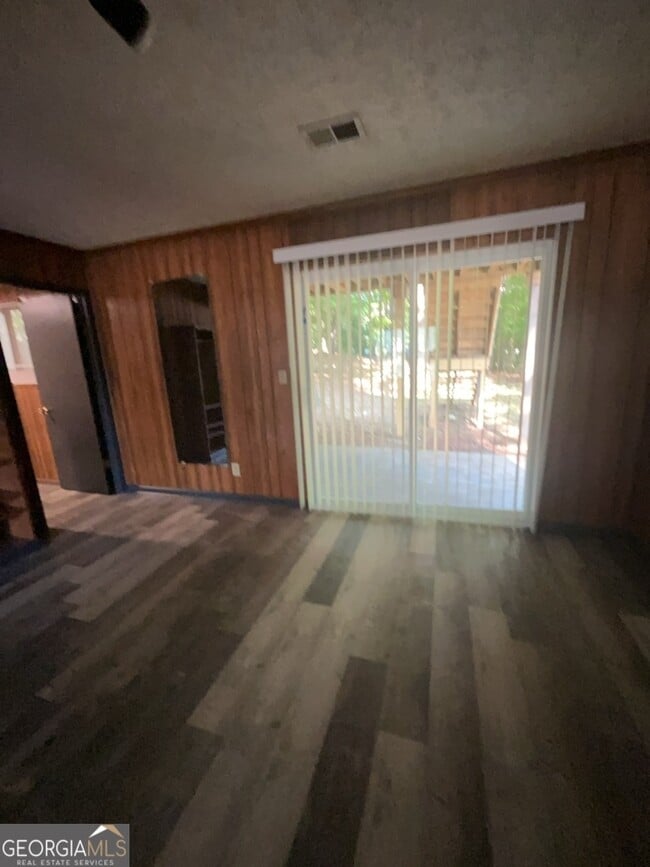 Building Photo - 1265 Herrington Rd