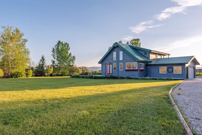 Building Photo - 2862 Grand Teton Rd