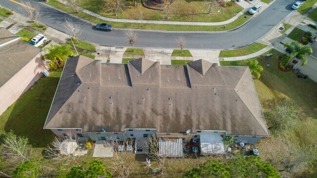 Building Photo - 2720 Merrieweather Ln