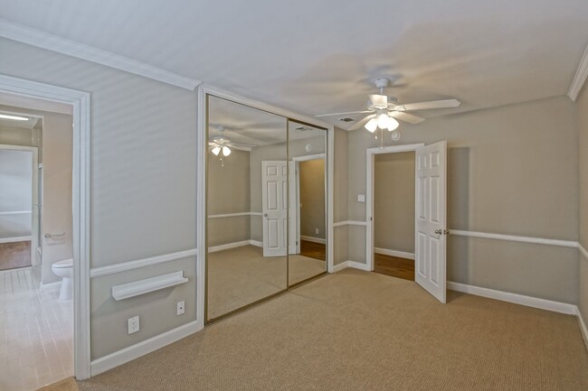Building Photo - REMODELED, BRIGHT & AIRY, 4BR3BA HOME W/ G...