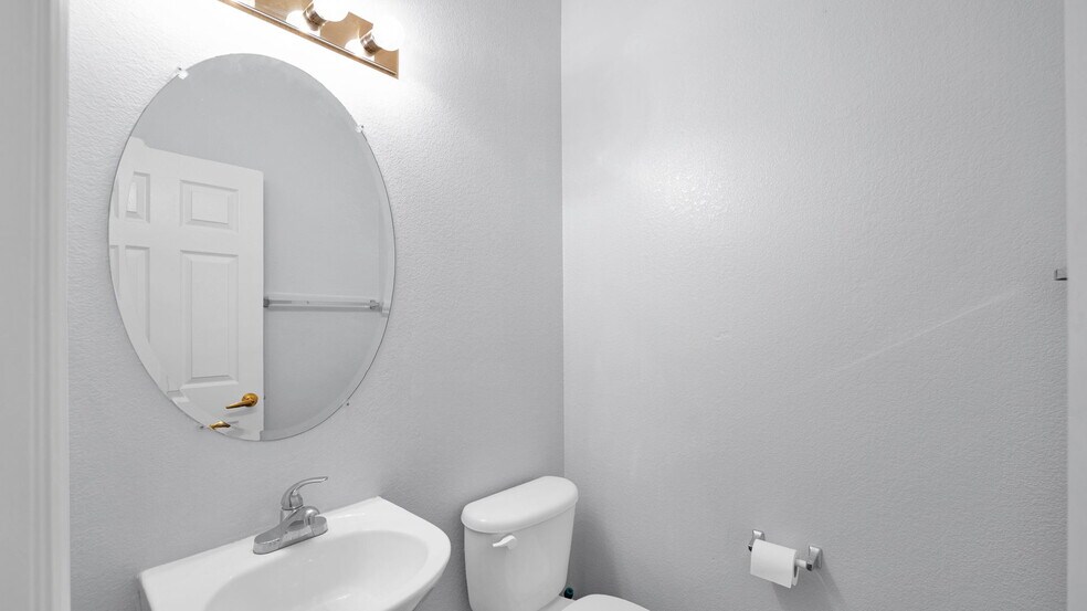 Powder Room - 1702 E Bell Rd