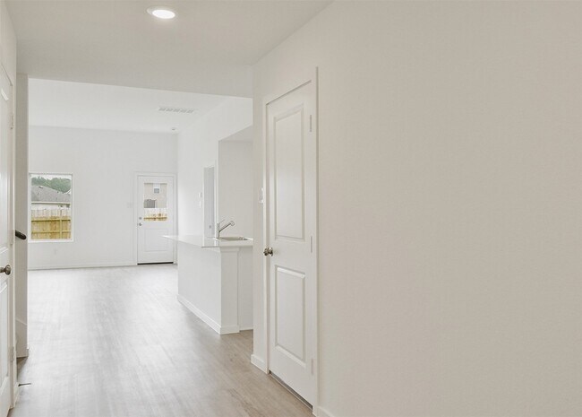 Building Photo - 21811 Carpineti Ln