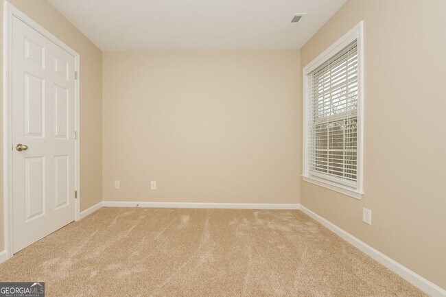 Building Photo - 4570 Buck Skin Way