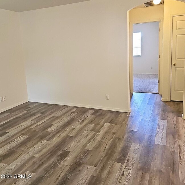 Building Photo - 7060 E Burro Ln