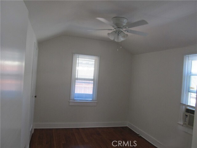 Building Photo - 11217 La Maida St