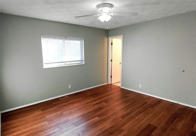 Building Photo - 1920 Americana Way