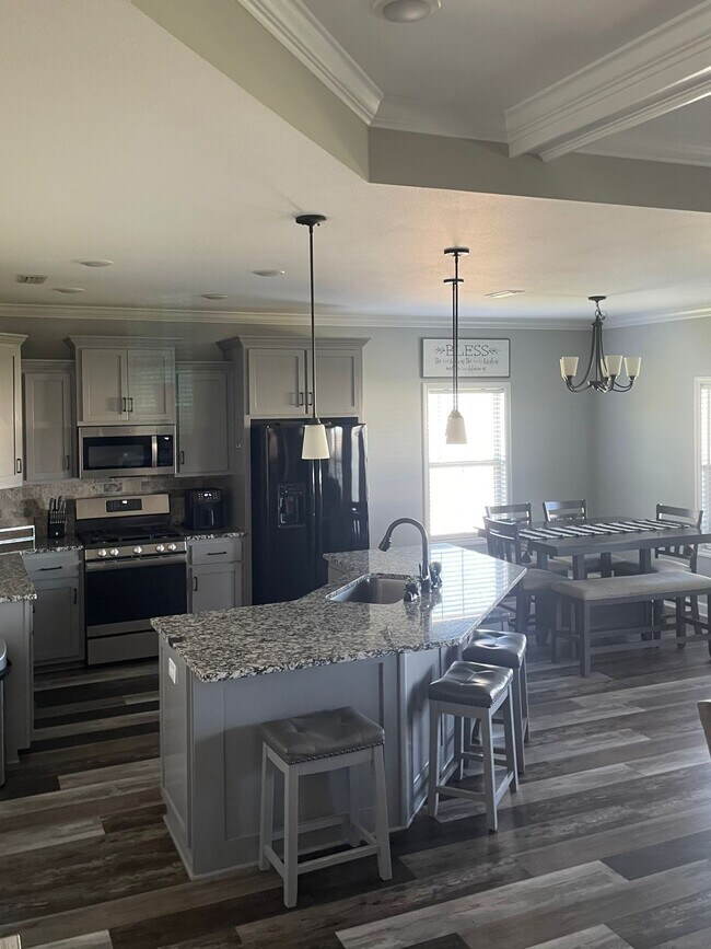 Building Photo - 103 Southern Winds Dr