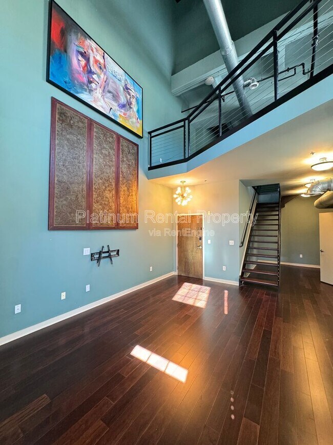 Building Photo - 264 19th St NW