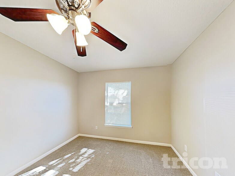 Building Photo - 1560 Backwater Drive