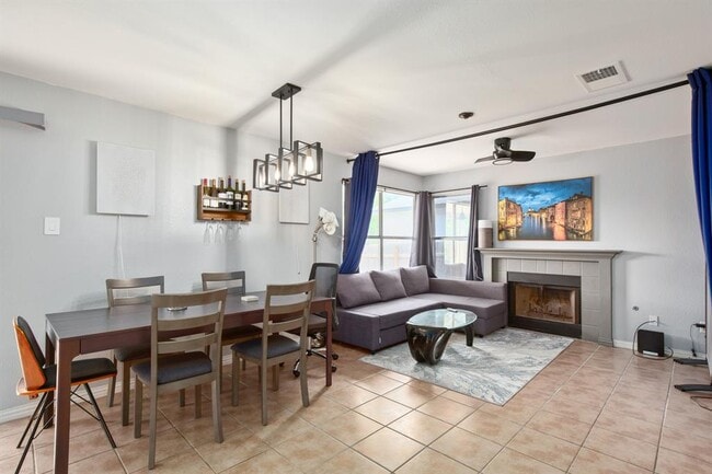 Building Photo - 13803 Randalstone Dr